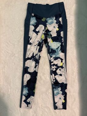 The North Face Navy Floral Print Women’s Leggings